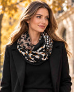 Damen Loop Schal mit Leo-Print – wärmend & weich