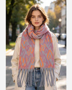 Warmer Damen Schal mit Herzmuster – weich & kuschelig
