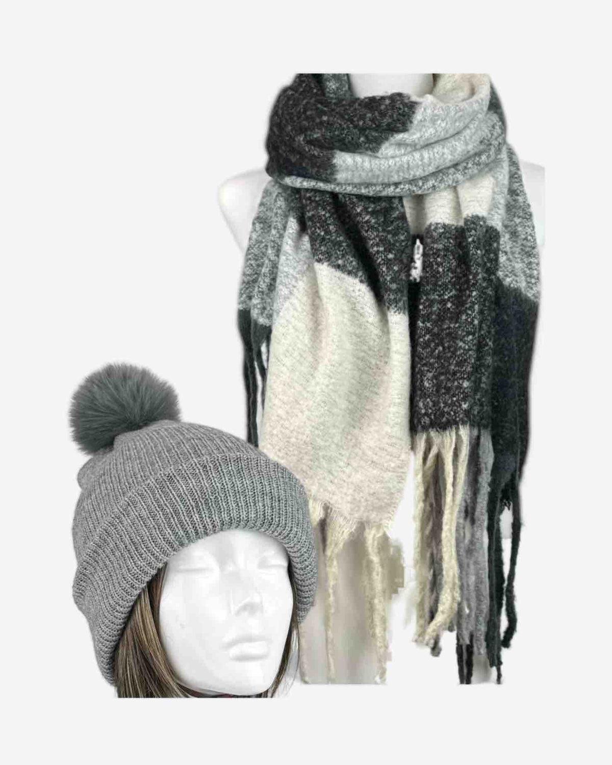 Set: Schal mit Mütze